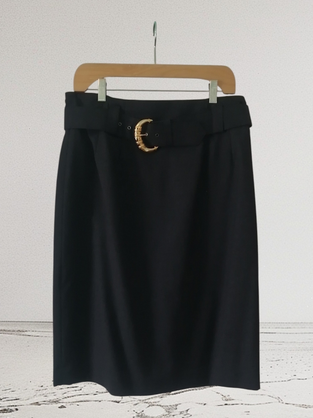 Pure Virgin Wood  Skirt with Gold Crescent Buckle size 14